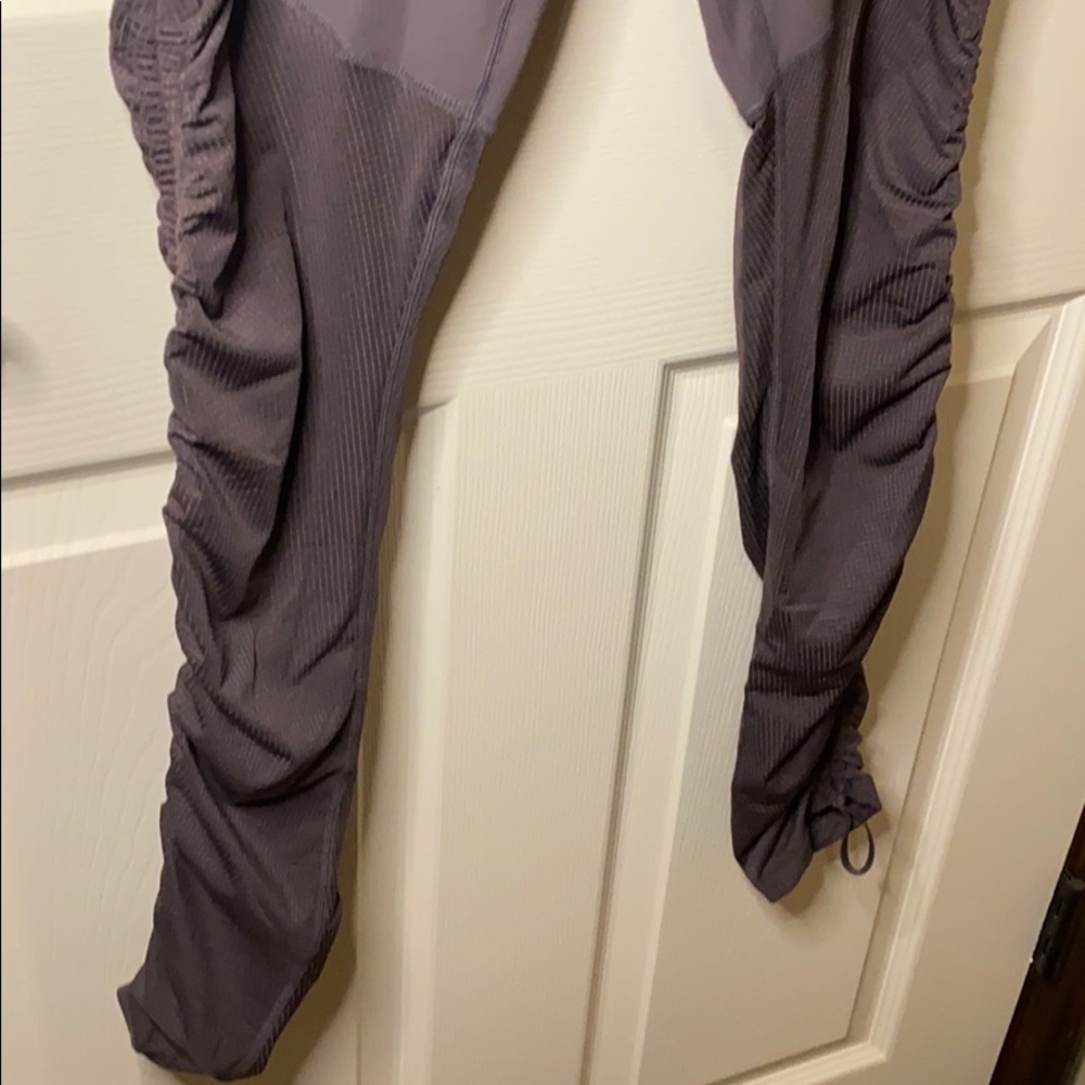 Fabletics Powerform Legging - Picture 2 of 5